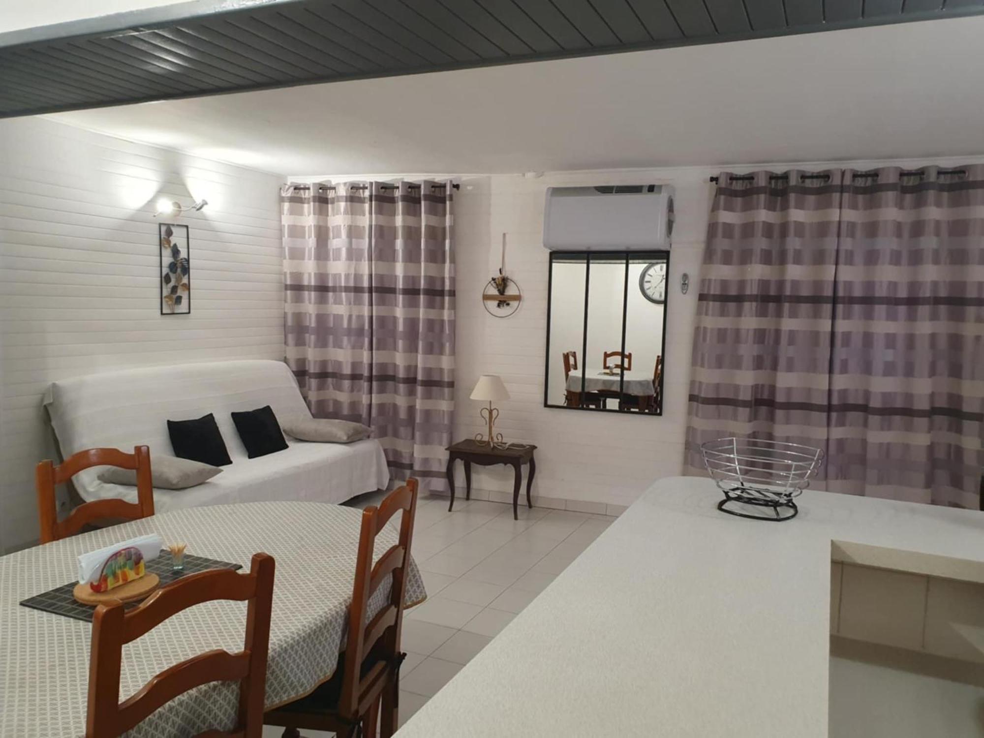 Pitaya Apartment Claira Екстериор снимка